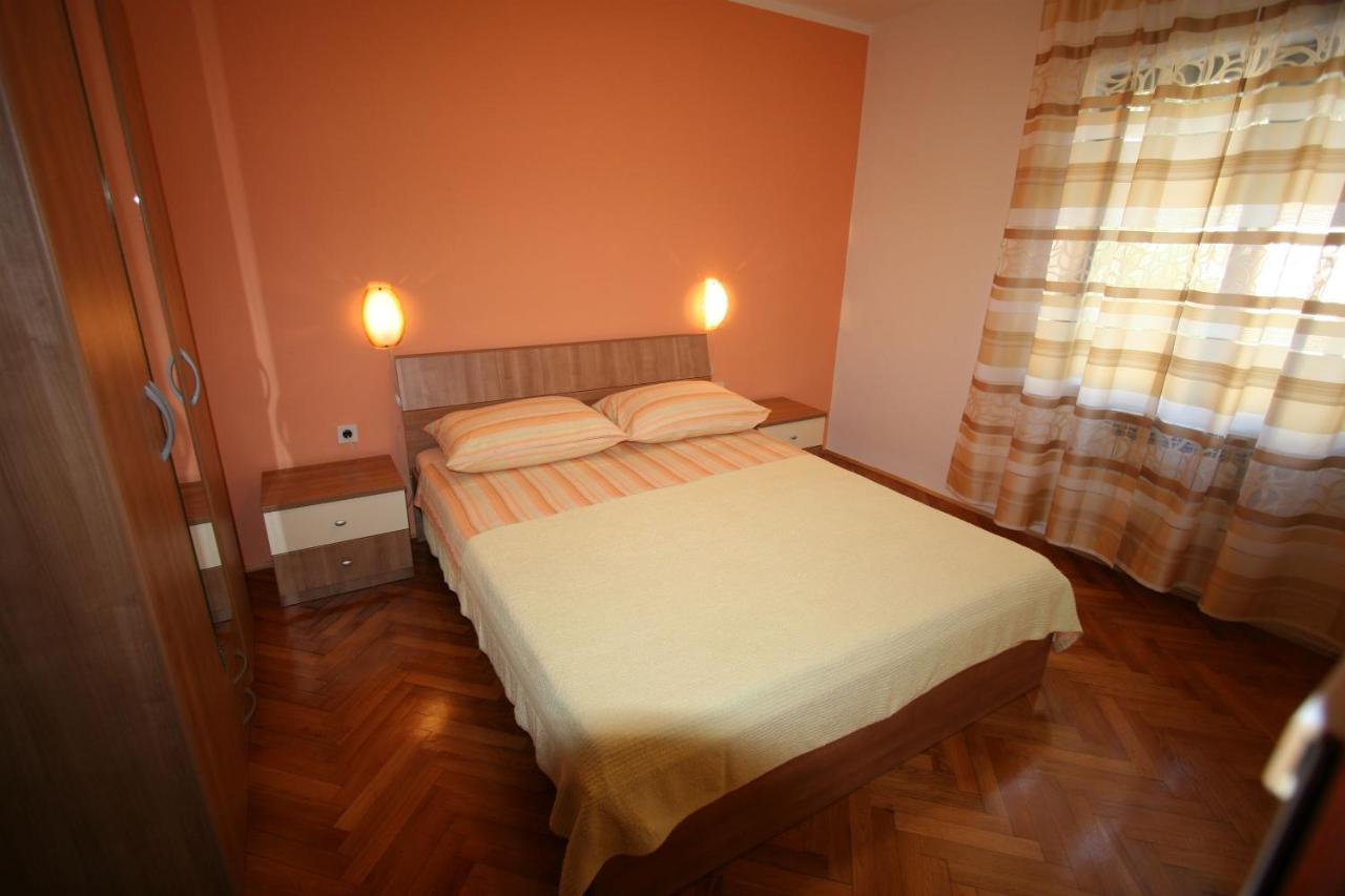 Apartments Grskovic G. Jesenovica Šilo Buitenkant foto