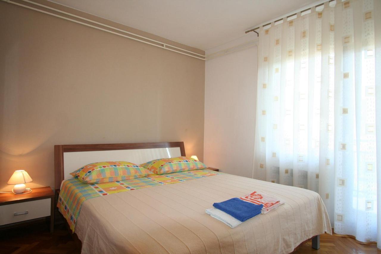 Apartments Grskovic G. Jesenovica Šilo Buitenkant foto